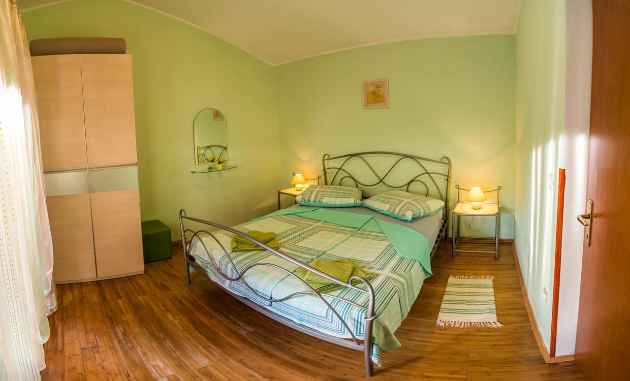 Apartments Angela 1711 Rakalj Экстерьер фото